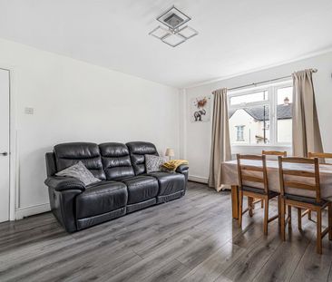 Cherry Crescent, Brentford, TW8 8NN - Photo 1