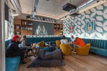 Platinum Plus Studio - Photo 5