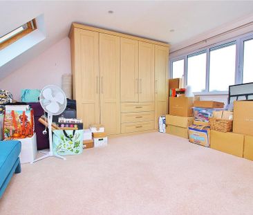 4 bedroom semi-detached house to rent - Photo 4