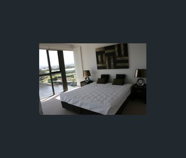 M-R/9 MOORES CRESCENT, Varsity Lakes, Qld 4227 - Photo 4