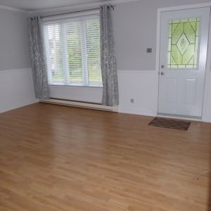 3 1/2 Lumineux Près Du Vieux Lévis - Photo 3