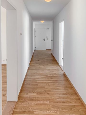 attraktive 4.0-Zi. Wohnung im 1. OG - Photo 2