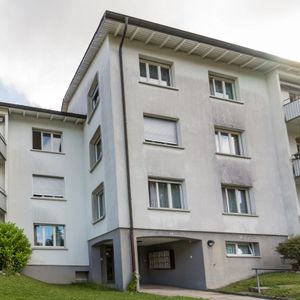 Erstbezug - 2.5 Zimmerwohnung mit Sitzplatz zu vermieten - Photo 2