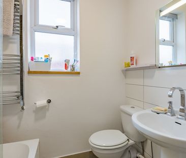 Ashville Terrace, Leeds - Photo 3