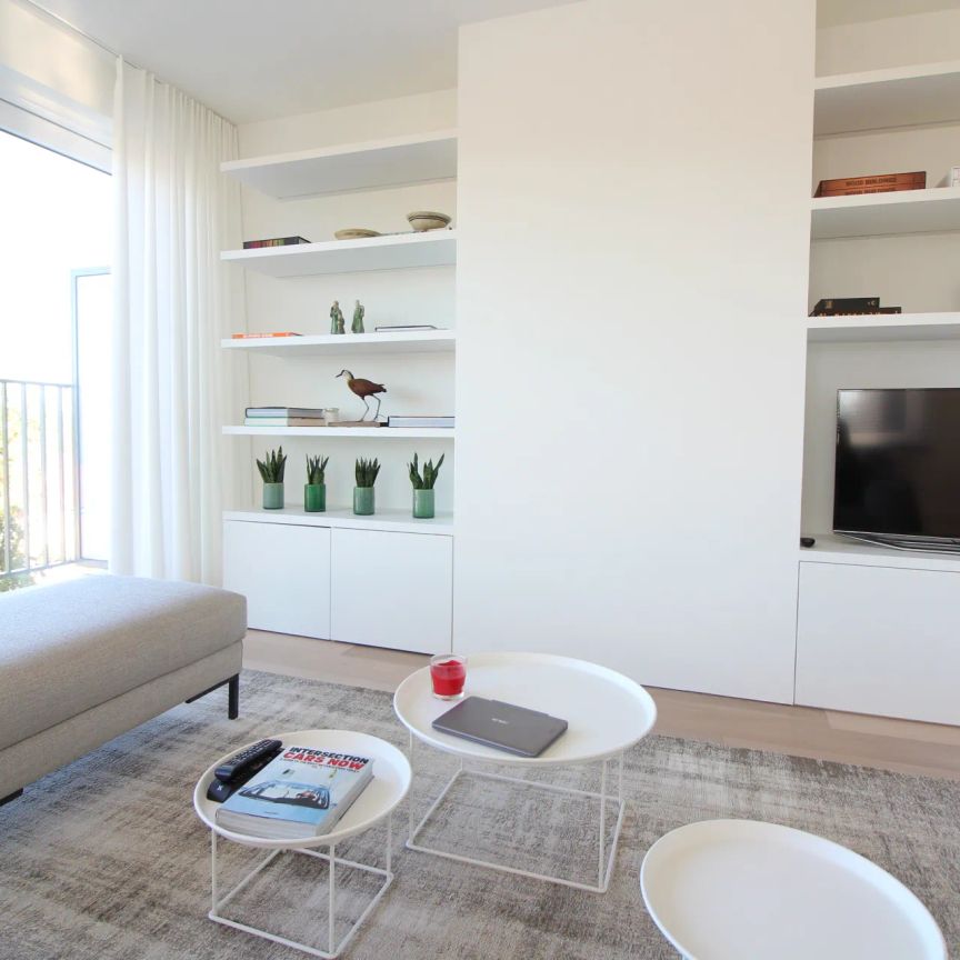 Prachtig gerenoveerd appartement met garage - Foto 1