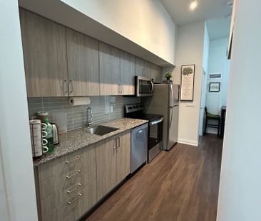For Lease - 20 Meadowglen Place Unit# 822, Toronto, Ontario - Photo 5