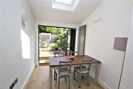 3 Bedroom Semi-Detached House, Chester - Photo 5