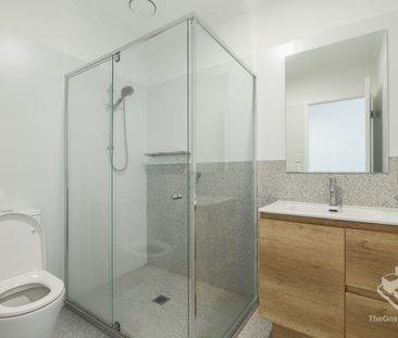 Modern 3-Bedroom Townhouse in a Convenient Pimpama Location - Photo 6