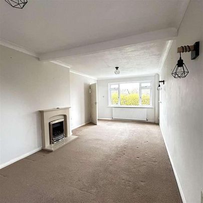 Sodom Lane, Marnhull, DT10 - Photo 1