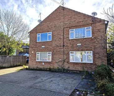 Studio to rent - Photo 6