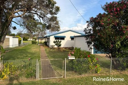Great Home, Close to Town - Photo 2