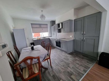 West Chilton Terrace, Chilton, DL17 - Photo 5