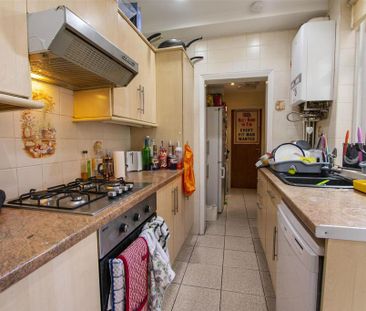 5 bedroom house to rent - Photo 3