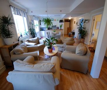 Marmaberget: Rymlig nymålad tvåa i två plan - Foto 3