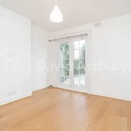 Fortis Green Avenue, Muswell Hill, London, N2 - Photo 3
