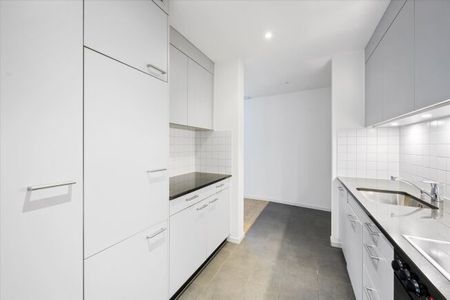 Living in a quiet location / Habiter un quartier tranquille - Photo 2