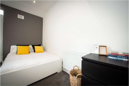 8 bedroom house to rent - Photo 4