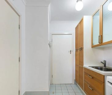 Light-Filled Family Home in a Convenient Location - Photo 4