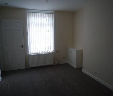 13 Ebor Drive, Belfast, BT12 6NR - Photo 4