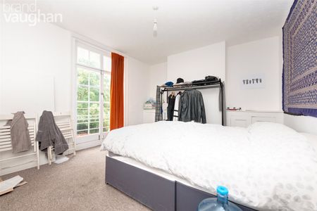 5 bedroom house to rent - Photo 2