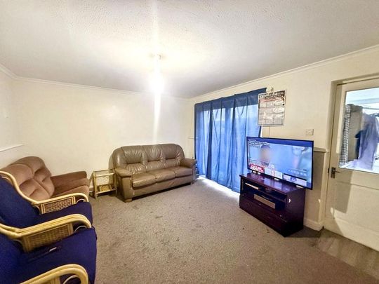 Earsdon Close, ., Newcastle upon Tyne, Tyne and Wear, NE5 2RL - Photo 1