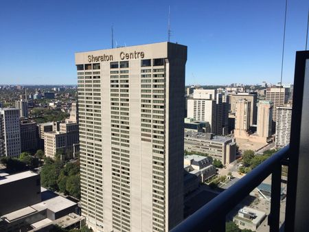 For Lease - 70 Temperance Street Unit# 3812, Toronto, Ontario - Photo 3