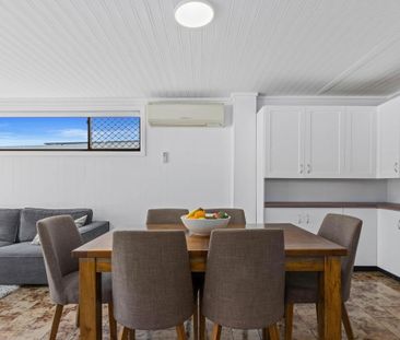 Beautifully maintained home with in-ground swimming pool! - Photo 3