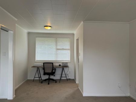 Modern two bedroom unit in dress circle of ... - Photo 4