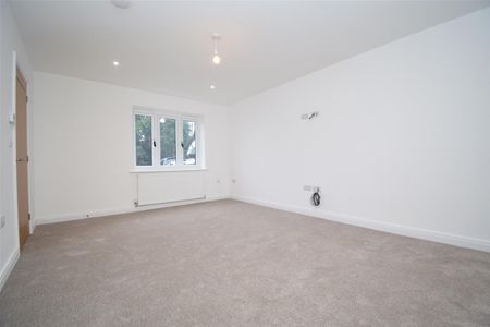 Headland Lane, Earlsheaton, Dewsbury - Photo 2