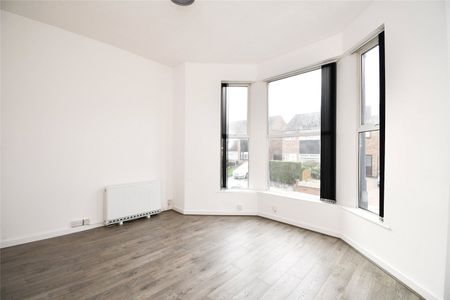 Alexandra Road, CH43 4XX, Prenton - Photo 2