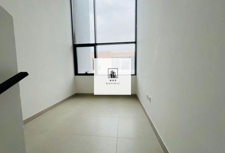 Spacious 3BR || All master rooms || landscaped - Photo 3