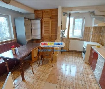 Inchiriere, apartament 3 camere, 90 mp., etaj 1! - Fotografie 4