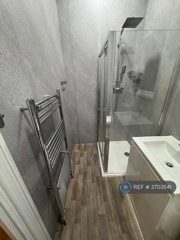 2 bedroom maisonette to rent - Photo 4