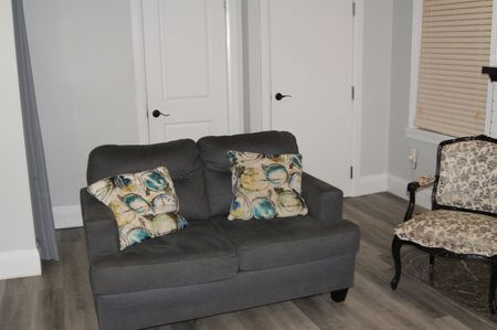 For Lease - 70 Centre Street Unit# Main, Strathroy-Caradoc, Ontario - Photo 2