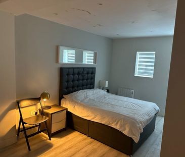 Studio Flat, Montserrat Road, SW15 - Photo 3