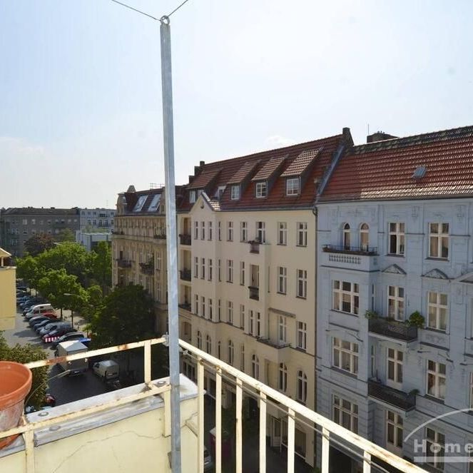 Schöne 1-Zimmer-Wohnung mit Südbalkon in Berlin Schöneberg, möbliert - Photo 1