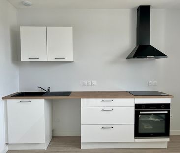 Location appartement 3 pièces, 83.00m², Carmaux - Photo 4