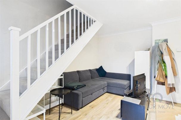 2 bedroom terraced house to rent - Photo 1