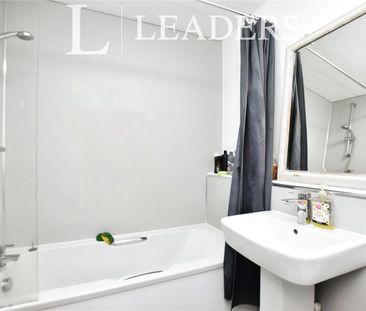 1 bedroom house to rent Kingfisher Way, Bishops Stortford, Hertford... - Photo 2