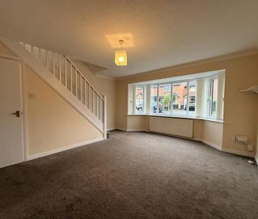 3 bedroom semi-detached house to rent - Photo 1