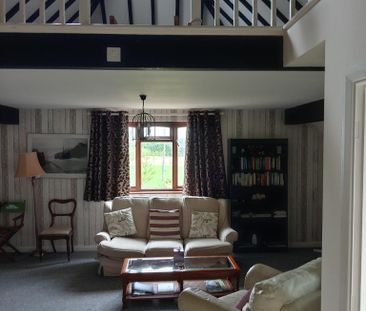 2 bedroom detached house to rent - Photo 1