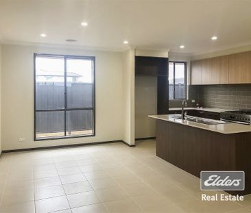 Beautiful Home – Ready for You to Move In! - Photo 4