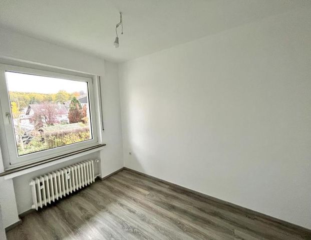Helle 3-Zimmer-Wohnung mit BALKON in HOLZEN!! - Photo 1