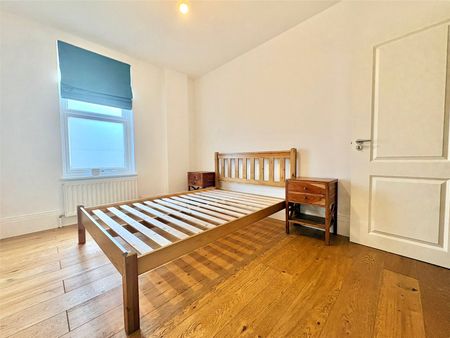 Mount Mews, Hampton, TW12 2SH - Photo 3