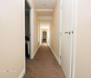 2 bedroom penthouse to rent - Photo 1