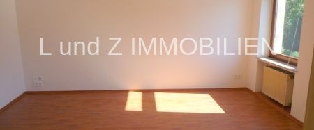 * Aachen Helle 1 Zimmer Wohnung mit Einbauküche neuwertig * - Foto 1