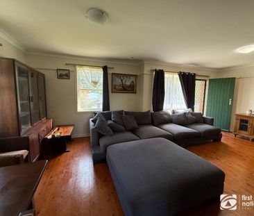 Charming and well maintained home in a great location - Photo 2