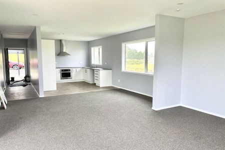 Your new home awaits! Hamurana - Photo 3