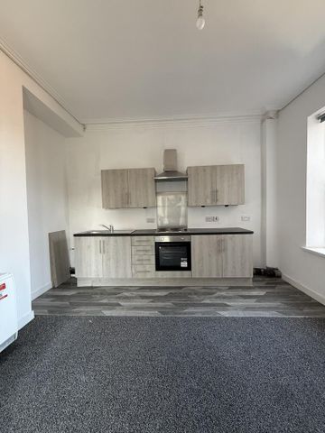 Studio to rent - Photo 3