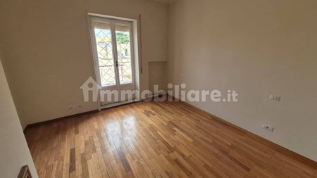 Trilocale via Andrea Fulvio 10, Bologna, Roma - Foto 2